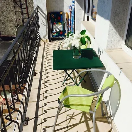 Gasthuis Pokoje I Apartament Do Wynajecia Dan-eko